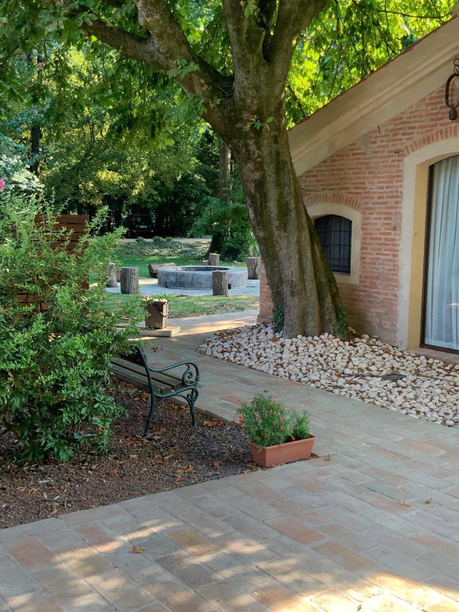 Villa Contessa Massari Ferrara Eksteriør billede